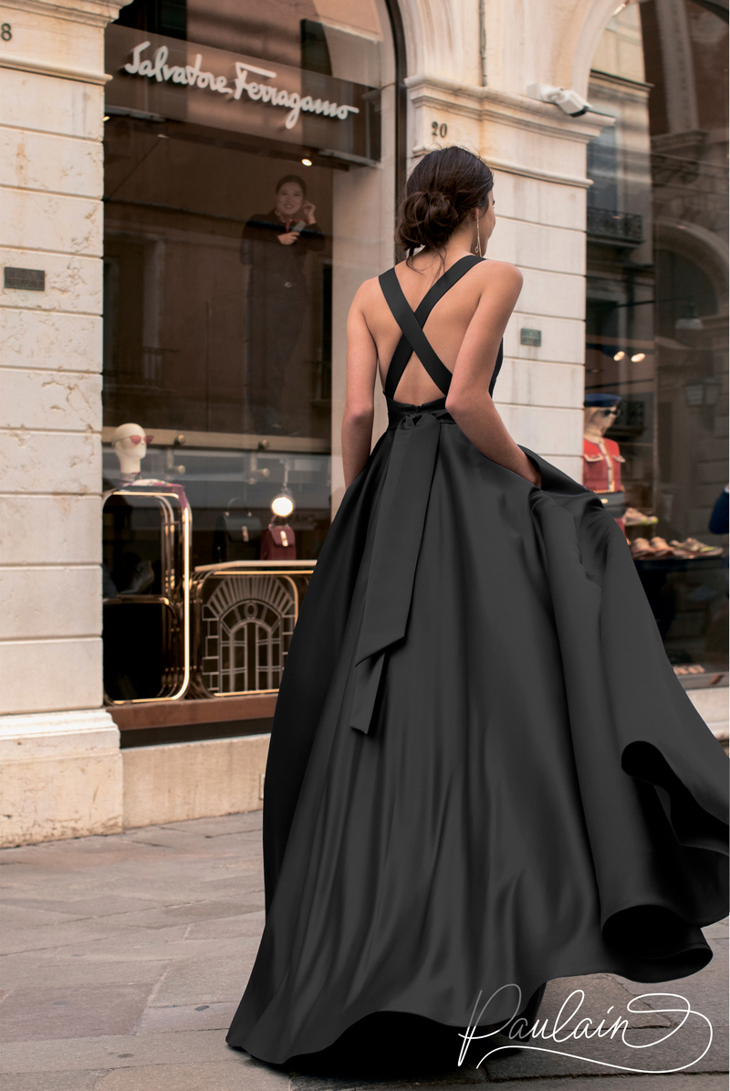 с атласной юбкой черное вечернее платье